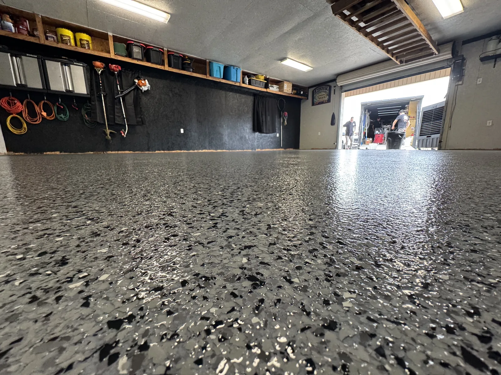 Finished flake garage floor by Turner Custom Coatings